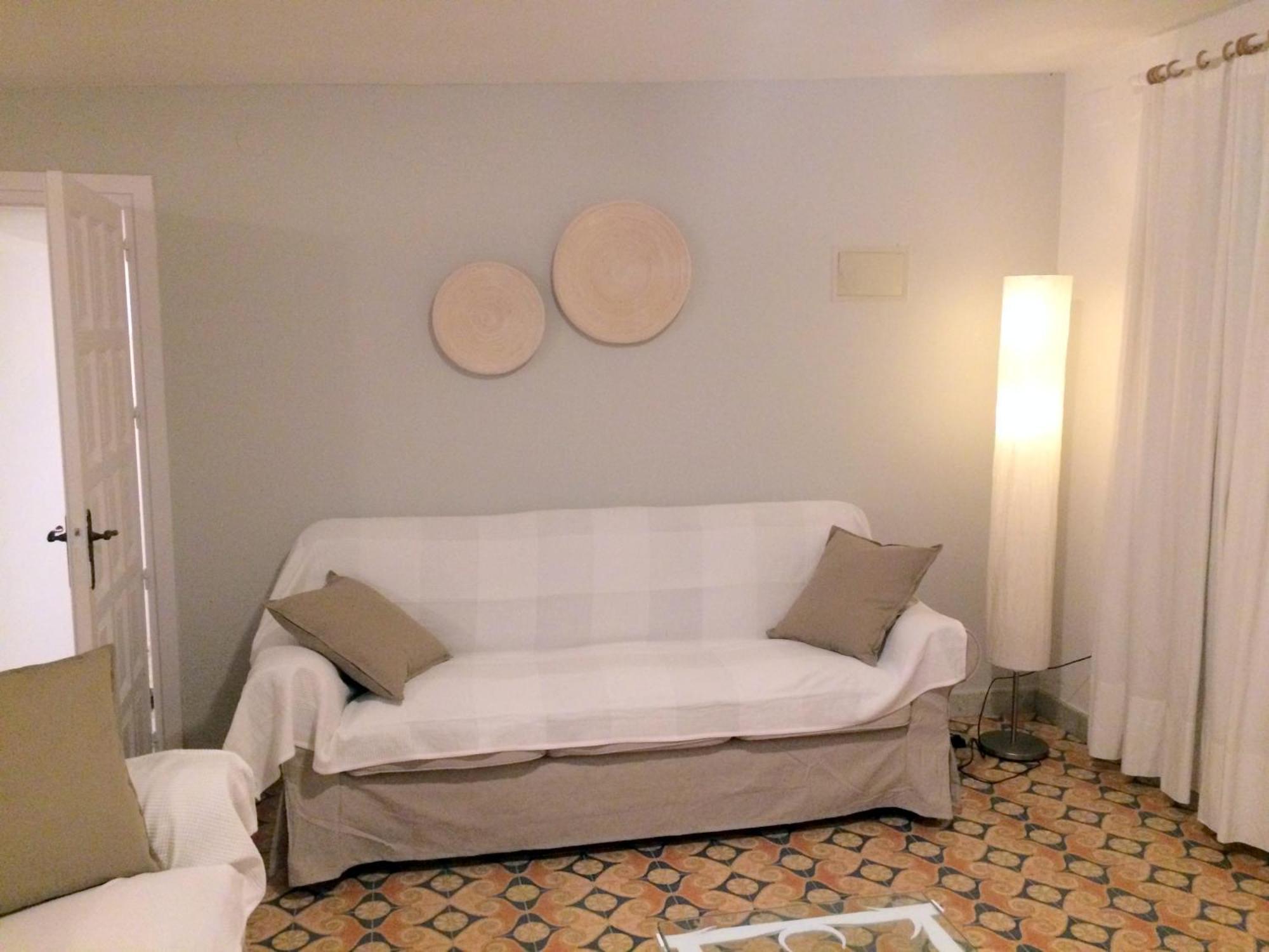 Apartaments La Palmera, Terrace & Pool 산트마르티 뎀푸리에스 외부 사진