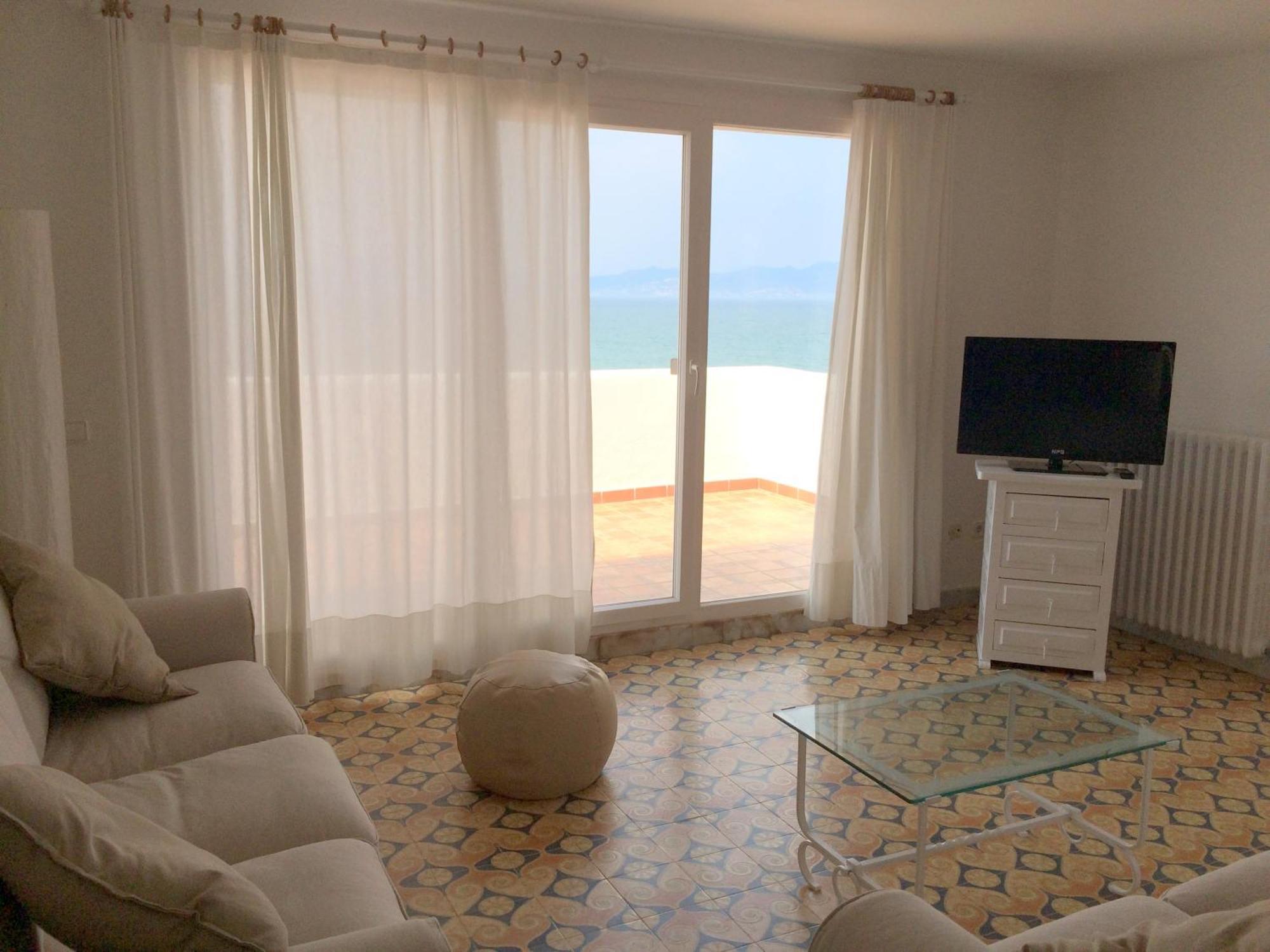Apartaments La Palmera, Terrace & Pool 산트마르티 뎀푸리에스 외부 사진