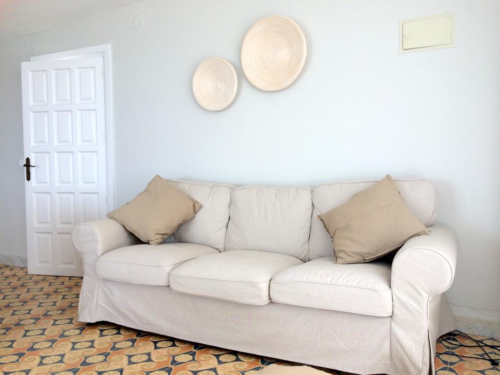 Apartaments La Palmera, Terrace & Pool 산트마르티 뎀푸리에스 외부 사진