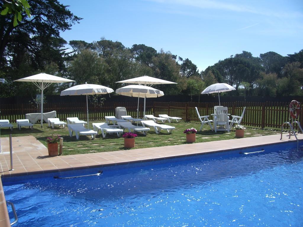 Apartaments La Palmera, Terrace & Pool 산트마르티 뎀푸리에스 외부 사진