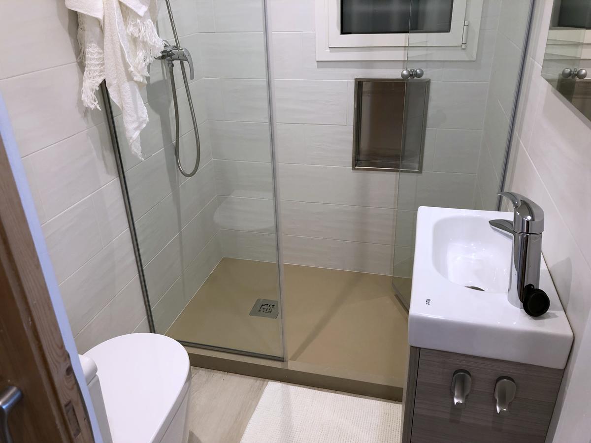 Apartaments La Palmera, Terrace & Pool 산트마르티 뎀푸리에스 외부 사진